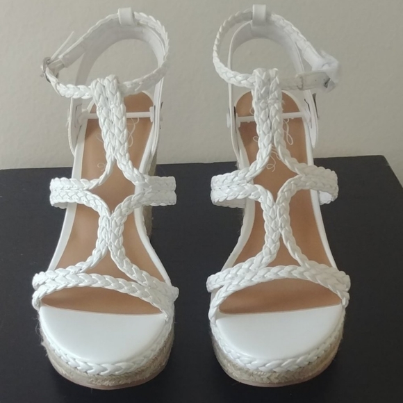 🌺 NEW Fergie Gayle Espadrille Wedge Sandal - Picture 2 of 8